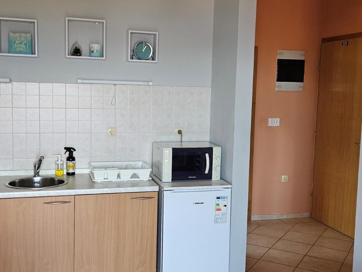 Apartments Trojak Baška Eksteriør bilde