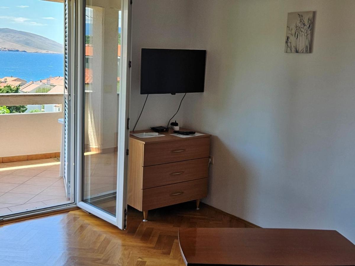 Apartments Trojak Baška Eksteriør bilde